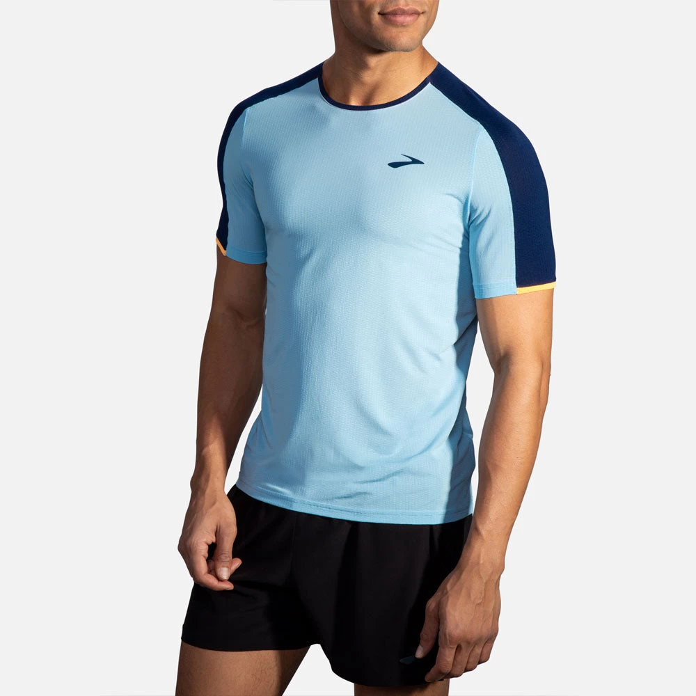 Brooks Atmosphere Short Sleeve Men's (2020) 3 Brooks Atmosphere Short Sleeve Men's (2020) - Image 3