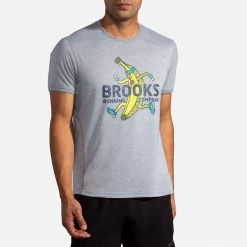 Brooks Distance Graphic Short Sleeve Men's 27 Brooks Distance Graphic Short Sleeve Men's -Boutique Sports Fashion Store 056934 020 1