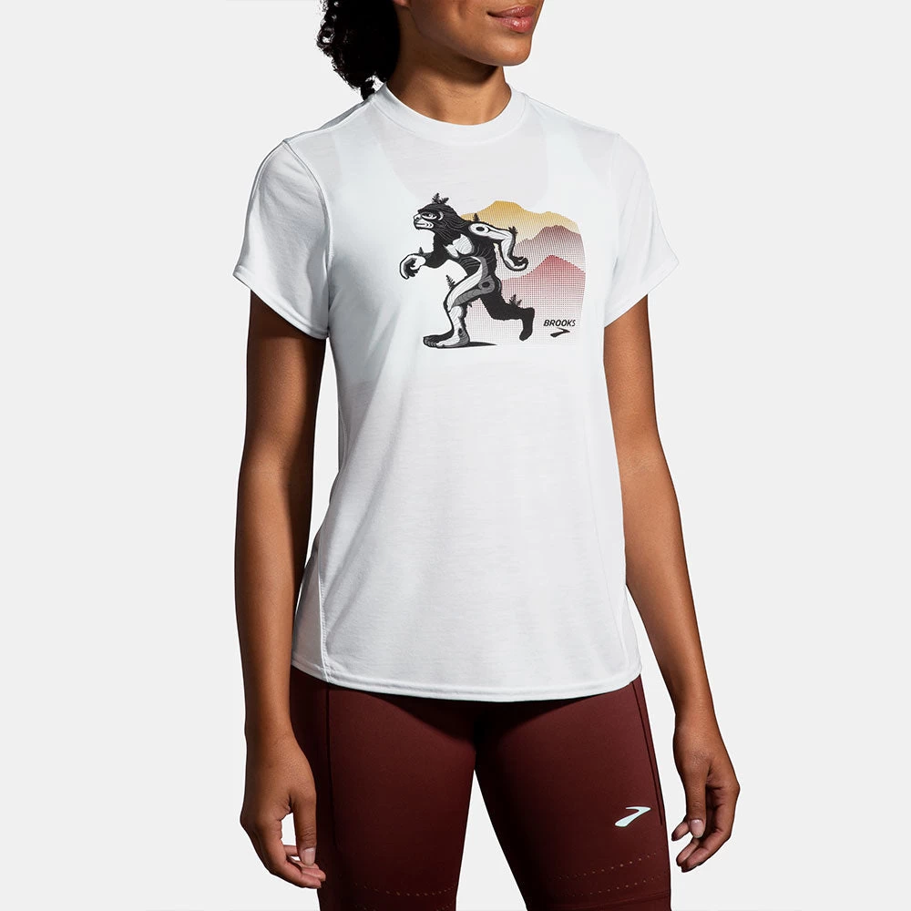 Brooks Distance Graphic Short Sleeve Spring 2022 Women's 1 Brooks Distance Graphic Short Sleeve Spring 2022 Women's