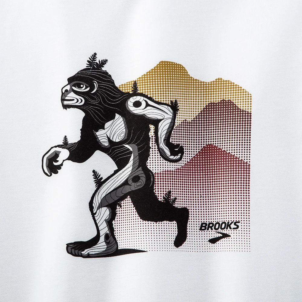 Brooks Distance Graphic Short Sleeve Spring 2022 Women's 3 Brooks Distance Graphic Short Sleeve Spring 2022 Women's - Image 3