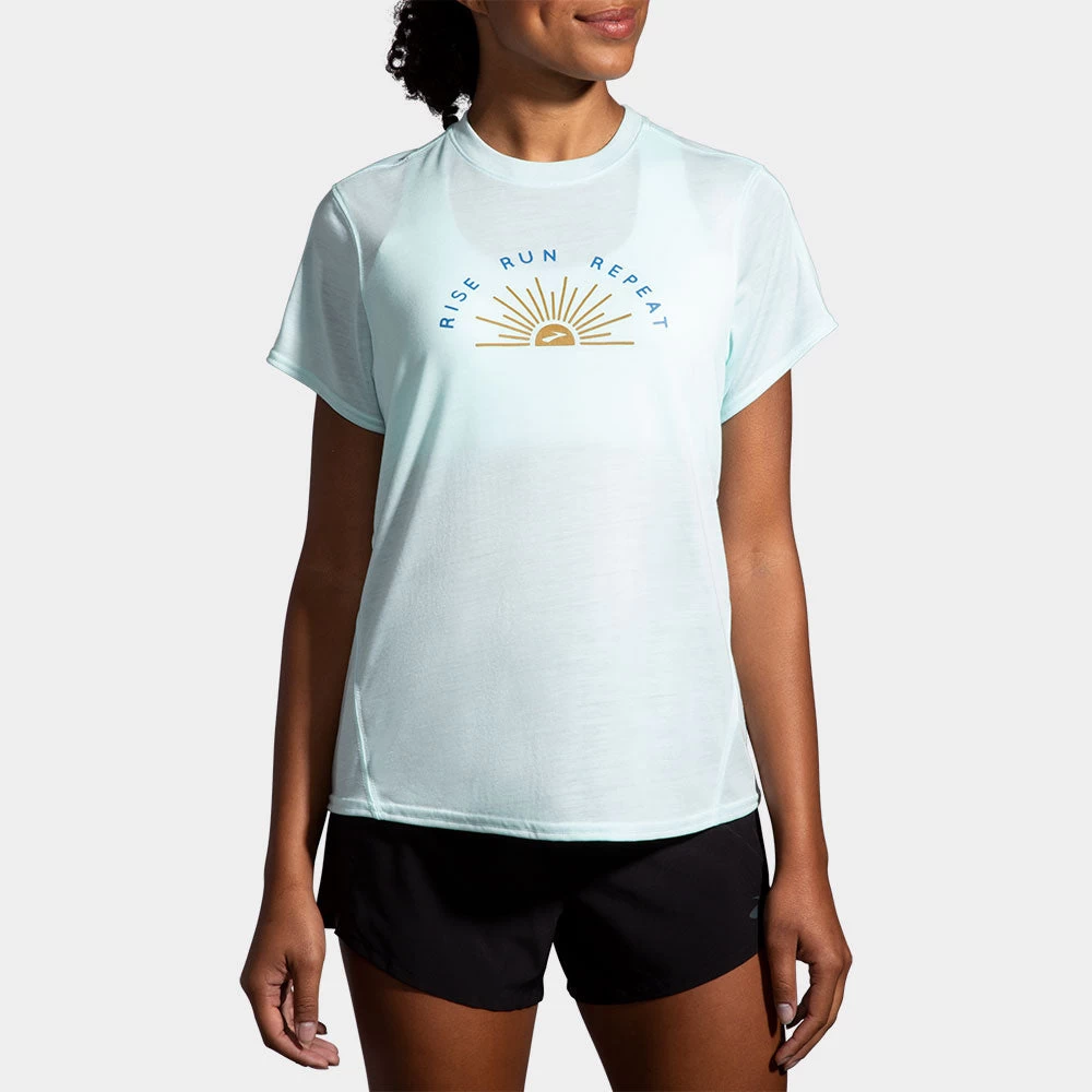 Brooks Distance Graphic Short Sleeve Spring 2022 Women's 15 Brooks Distance Graphic Short Sleeve Spring 2022 Women's - Image 15