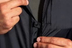 Men's Brooks Fusion Hybrid Jacket - 211299-001 -Boutique Sports Fashion Store 211299 001 D6 Fusion Hybrid Jacket